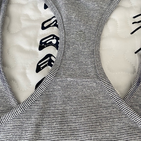 Lululemon tank - Picture 4 of 6